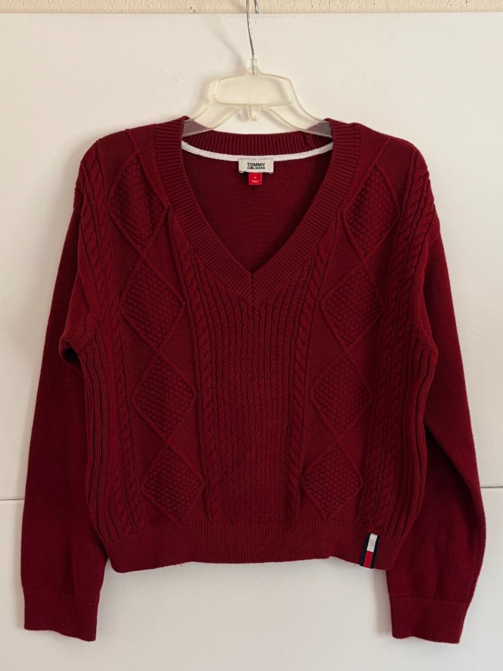 Tommy Jeans Women Dark Red V-Neck Cable Knit Sweater Small Preppy Modern Size M